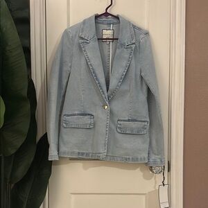 Bagatelle Blue Denim Blazer Classic Structured Design